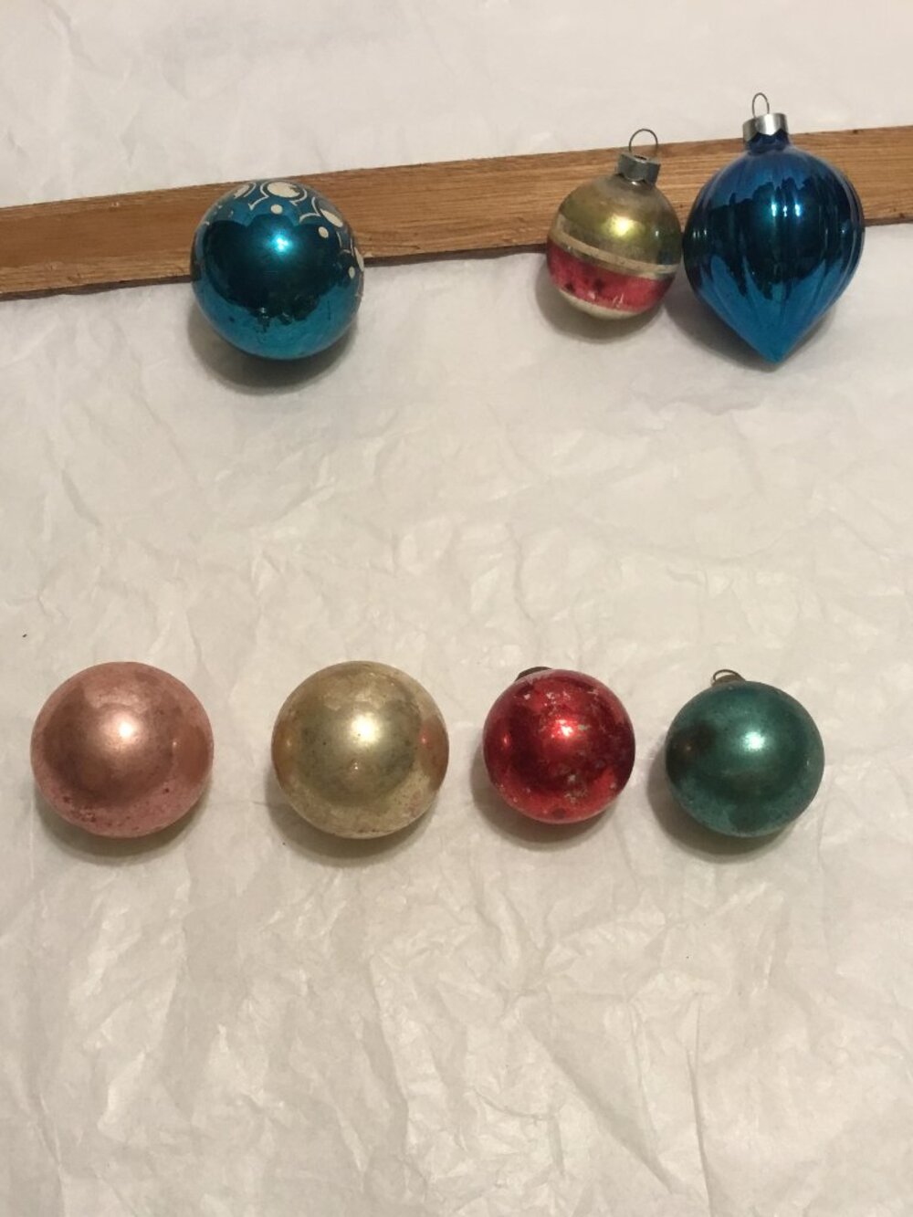 Very colorful lot of 8 antique & fragile glass Christmas tree ornaments - Picture 9 of 15